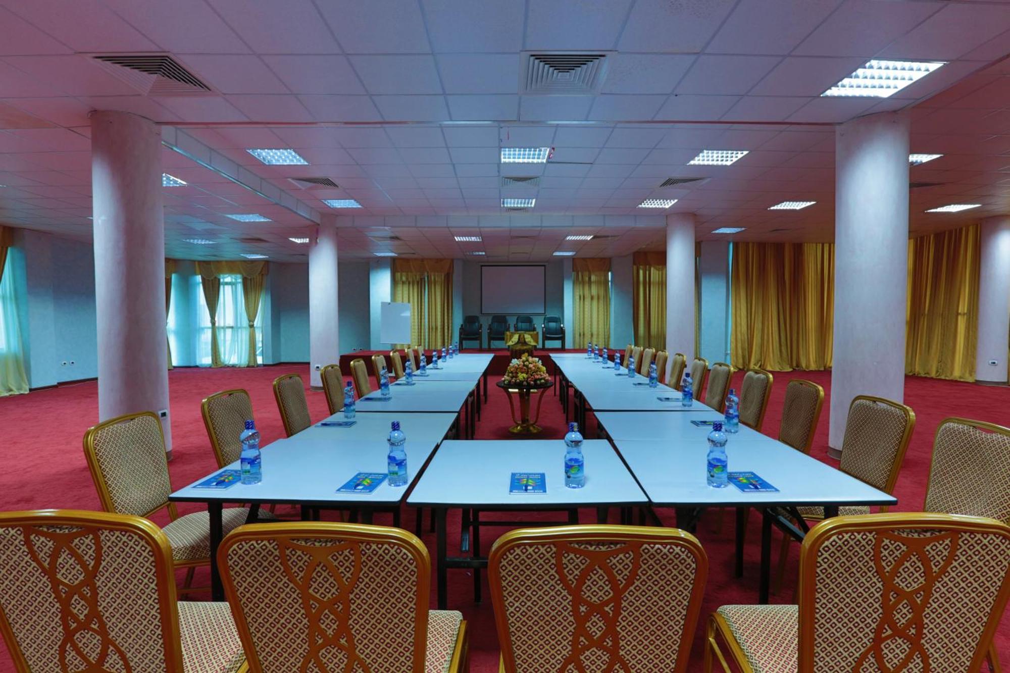 אדיס אבבה Friendship International Hotel מראה חיצוני תמונה